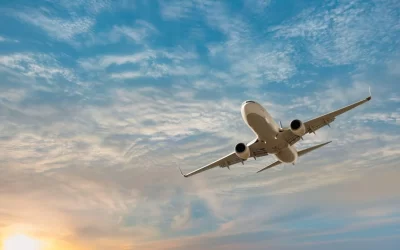 Cum găsești cele mai ieftine bilete de avion dacă pleci în timpul săptămânii