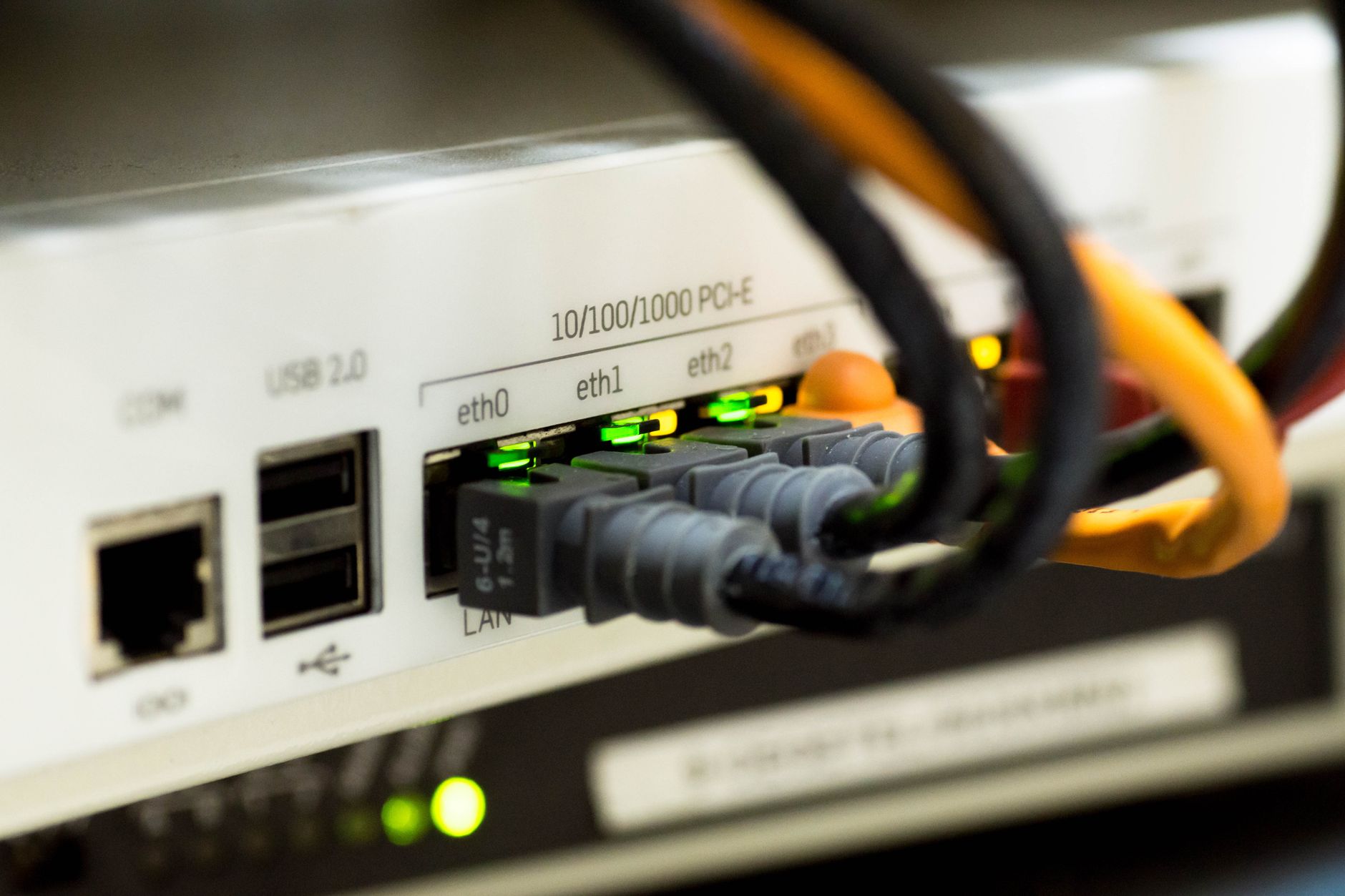 Cum să măsori viteza reală a internetului tău, nu cea afișată de provider?
